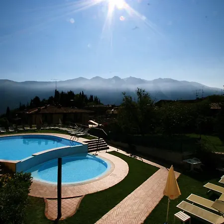 Stella D'oro - & Hotel Tremosine