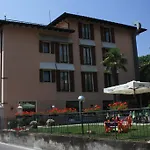 Stella D'oro - & 3* Tremosine