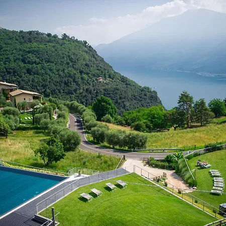Stella D'oro - & Hotell Tremosine